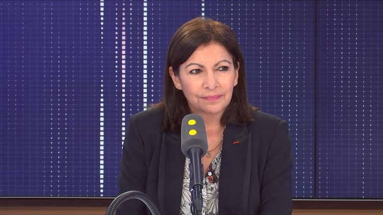 Anne Hidalgo à France Info