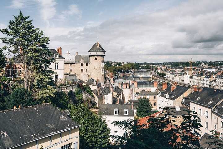 Mayenne-Laval