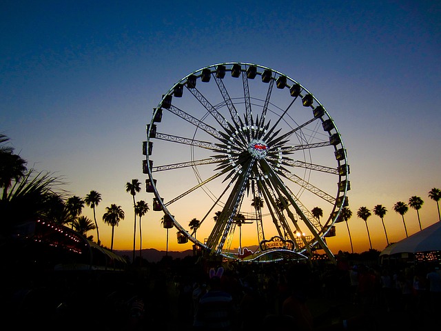 coachella-1083735_640