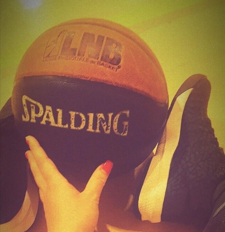 BASKETBALL (2)