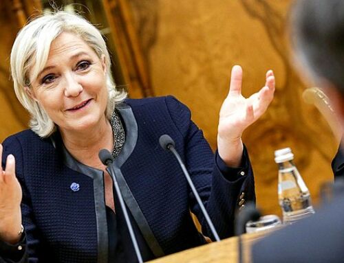 Le Pen réclame l’abandon des sanctions contre la Russie, qui «ne servent à rien»
