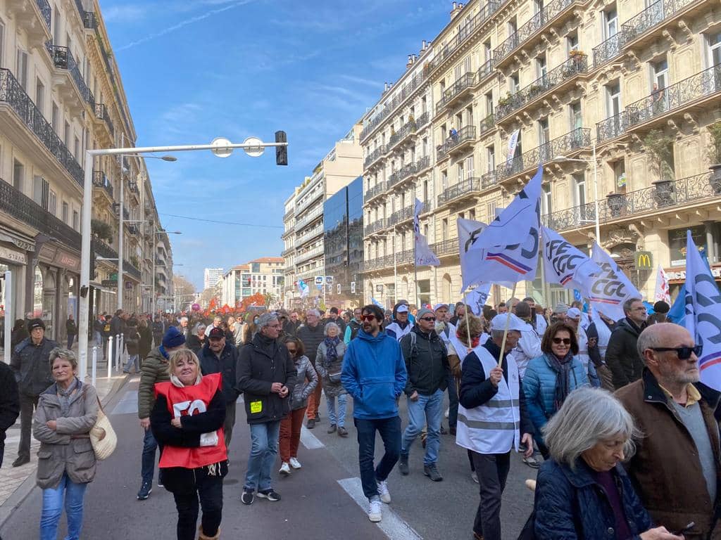 grève 13 octobre grèves syndicats borne retraite manifestations