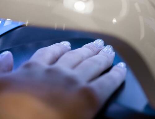 Vernis semi-permanant : attention au cancer !