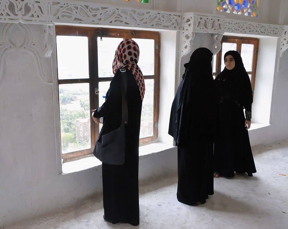 garde à vue abaya