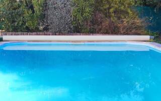 squatteur de piscine