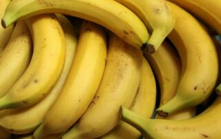 Quel fruit contient plus de potassium que la banane