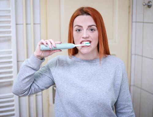 ALERTE SANTÉ La marque Colgate dans la tourmente après l’interdiction CHOC de son dentifrice
