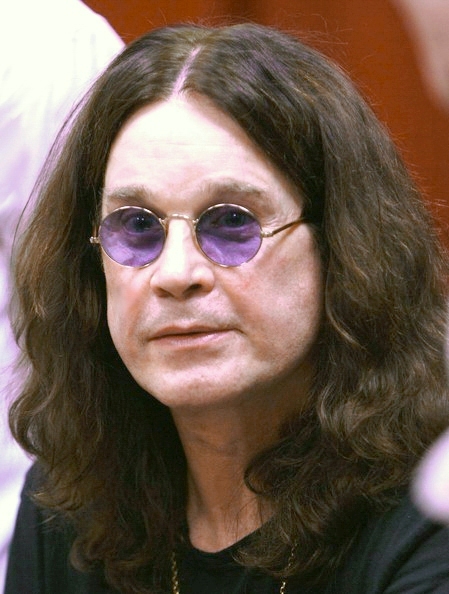 Décès d’Ozzy Osbourne retour sur l’histoire médicale du père du heavy metal