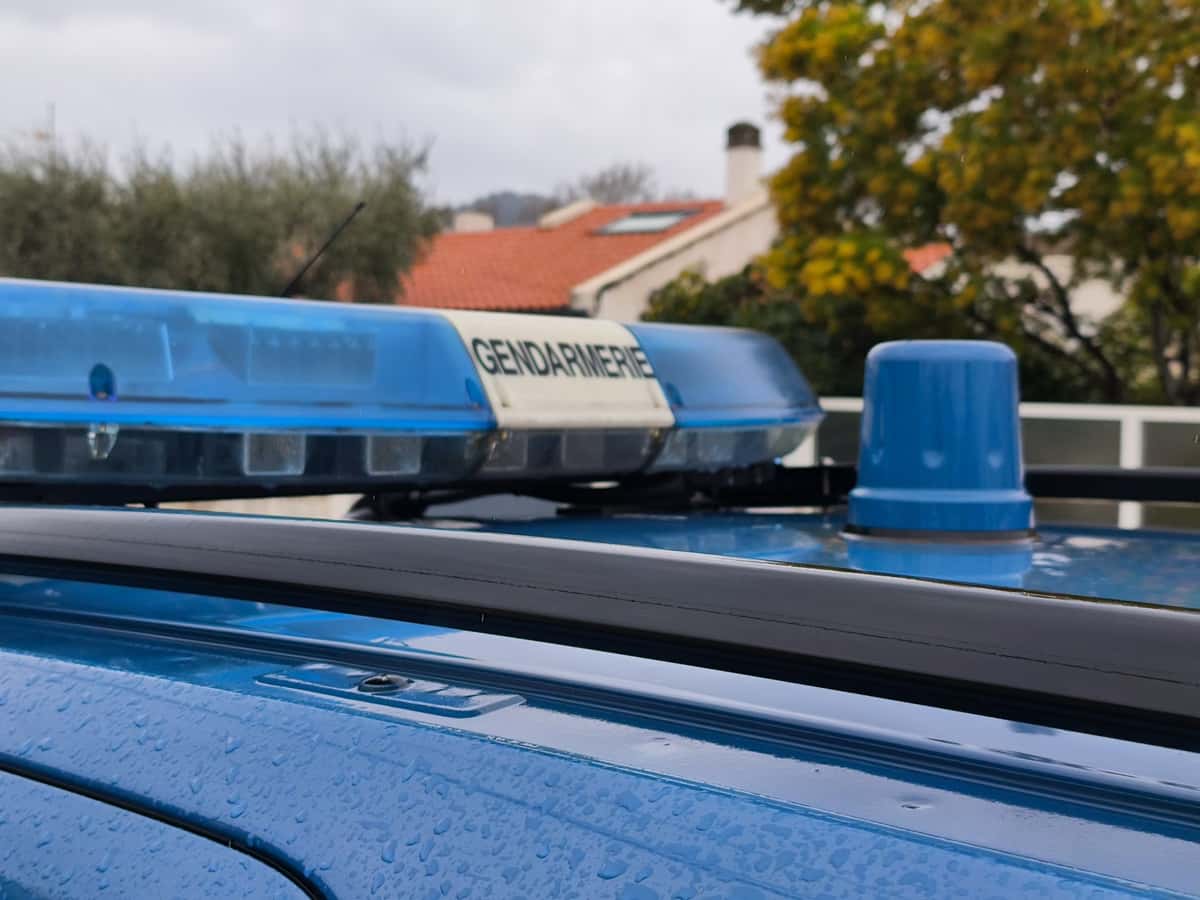 GENDARMERIE GYRO Gendarme blessé Aix-en-Provence fusillade enquête tirs Tourtour voleurs cuivre RD77 prison ferme Orange