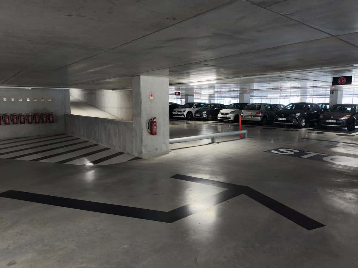 PARKING ZENITH TOULON 2