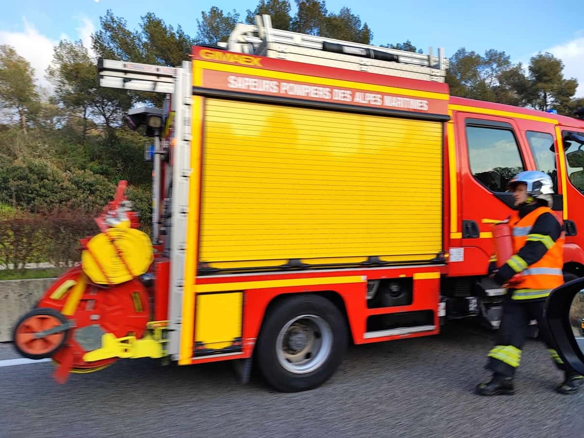 deux jeunes morts Nice Noyade Mandelieu-la-Napoule incendie nocturne spectaculaire Explosion dans un EHPAD incendie rue de la gendarmerie appartement feu Nice Effondrement balcons Antibes