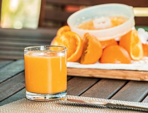 Savez-vous pourquoi le jus d’orange est devenu incontournable au petit-déjeuner ?