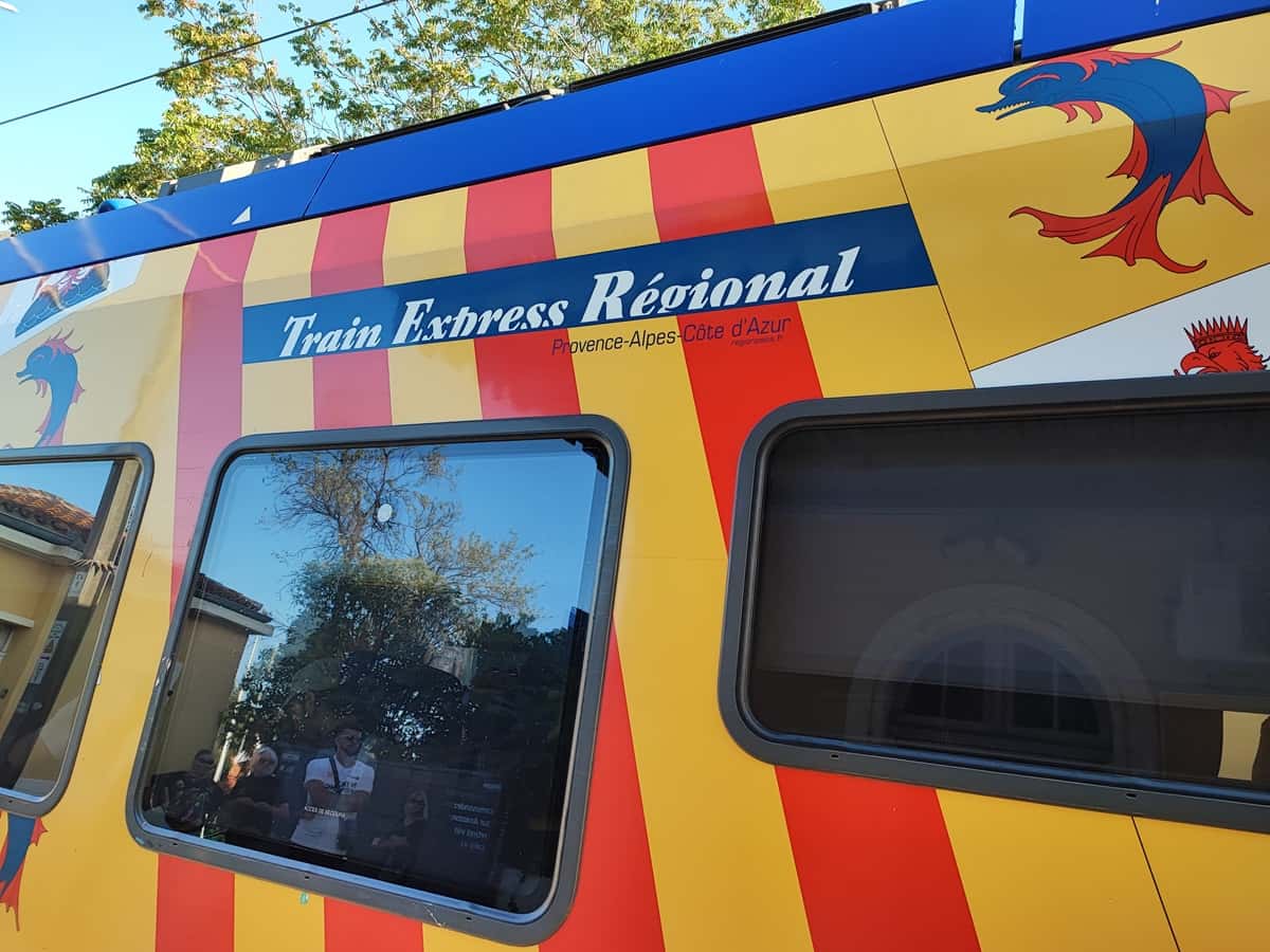 Accident train Cassis Toulon Train ZOU bagage abandonné Accident personne Briançon trains arrêtés Gap panne passage à niveau Berre abandonné Menton SNCF TER Gardanne Aix perturbations Panne train Embrun panne signalisation TER Martigues Bagage abandonné gare de Hyères panne TER SNCF Saint-Cyr-les-Lecques décembre panne de train de marchandises à Miramas Incendie voie la seyne panne à Nice Riquier train Monaco accident de train à Sénas circulation des TER incident sur un train de marchandises