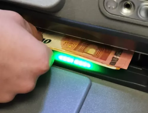 Frais en hausse, qualité en baisse : comment les banques ont perdu la confiance des usagers?