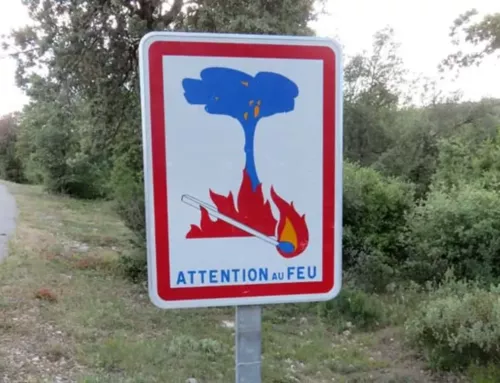 Feu de forêt en cours à La Roquebrussanne près de la chapelle Notre-Dame d’Inspiration