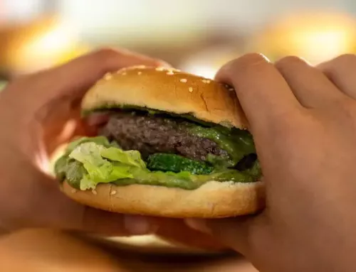 Manque de transparence dans les fast-foods selon UFC-Que Choisir : les burgers dans le viseur