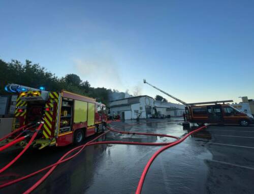 Incendie maîtrisé dans un établissement public à Aix-en-Provence grâce à une importante mobilisation des pompiers
