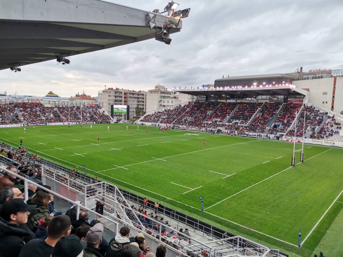 terrain RC Toulon classement LNR 2025 Stade Mayol Top 14 Stade Mayol modernisation Josée Massi rugby Toulon RCT Saracens Mayol Champions Cup 2025