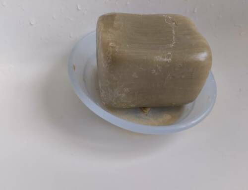 Le savon de Marseille, un trésor provençal aux multiples vertus.