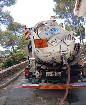 Pollution fioul Bandol assainissement odeurs curage