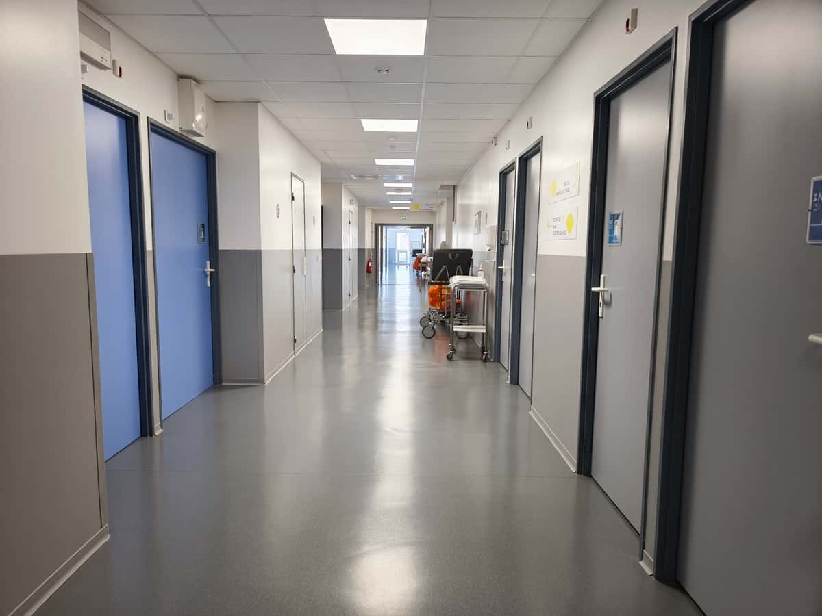 annoncer cancer enfant jeune âge Incident groupe électrogène hôpital Nice