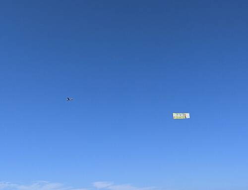 Fin des avions publicitaires dans le Var : un souvenir d’été balayé par la loi climat