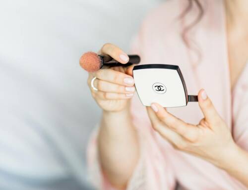 Liste des outils de maquillage essentiels proposée par l’équipe de Faut qu’on en parle