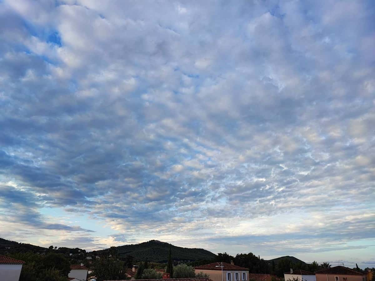 Soleil et nuages