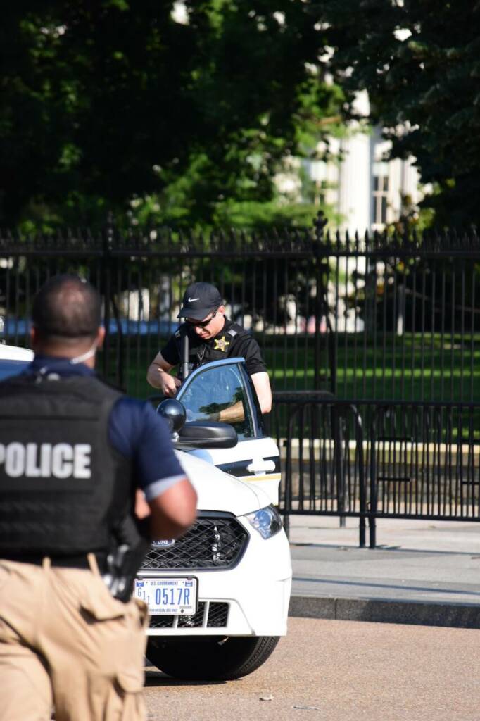 Le nombre d’immigrés détenus aux États-Unis atteint un nouveau sommet, selon un quotidien américain