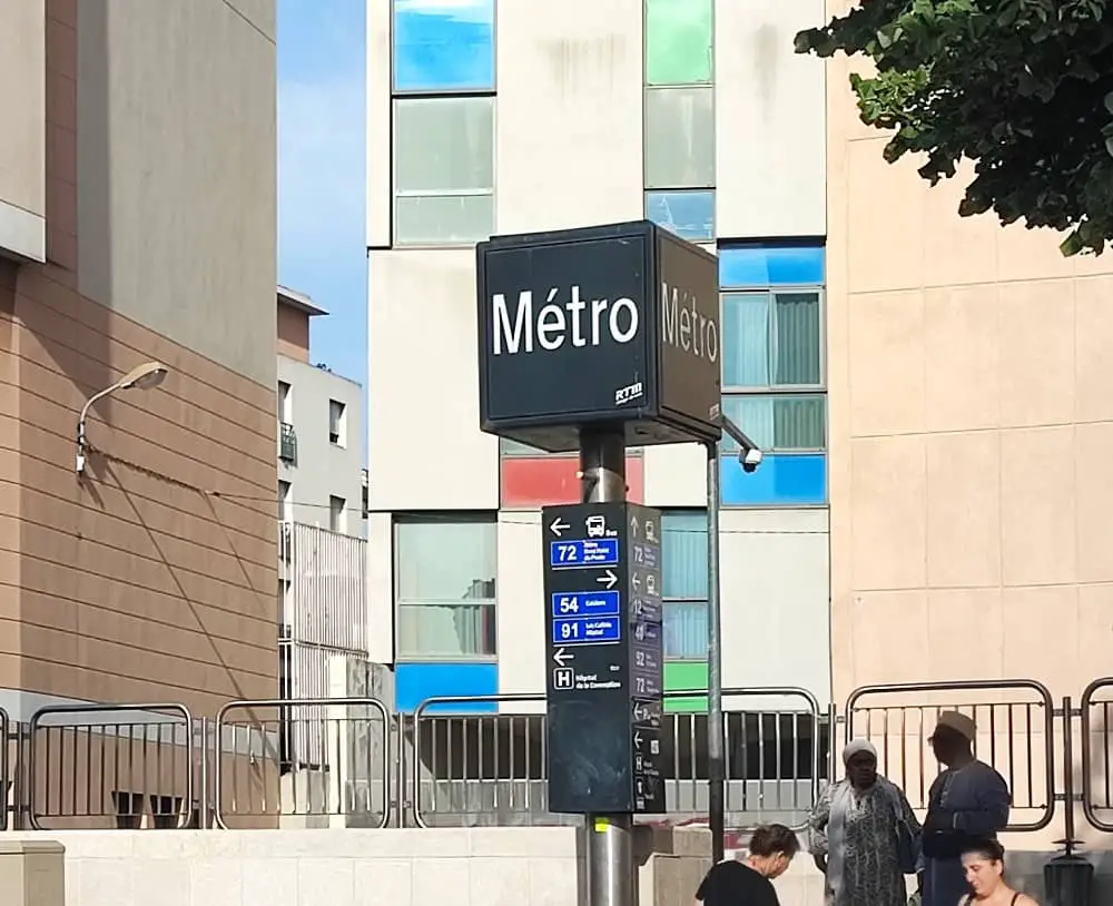 Métro Marseille perturbation grève métro Marseille RTM 24 juin 2025 quinquagénaire tué manifestation métro pyjama marseille métro bus relais métro marseille Manifestations Marseille métro bus métro marseillais en provençal grève métros Marseille