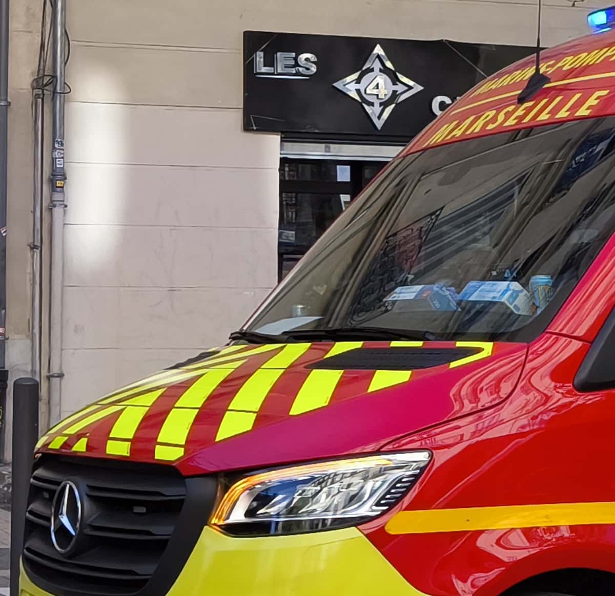 accident deux-roues voiture incendie Valdeblore véhicule hybride 21 mai Journée internationale des pompiers 4 mai Accident scooter grave Cannes rue des Cotteaux