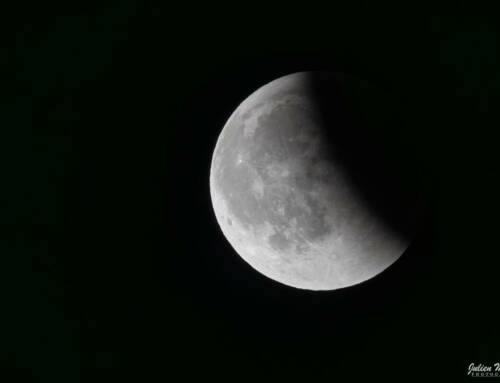 Éclipse lunaire dans le Var : une photo signée Julien Mauceri et des Varois émerveillés
