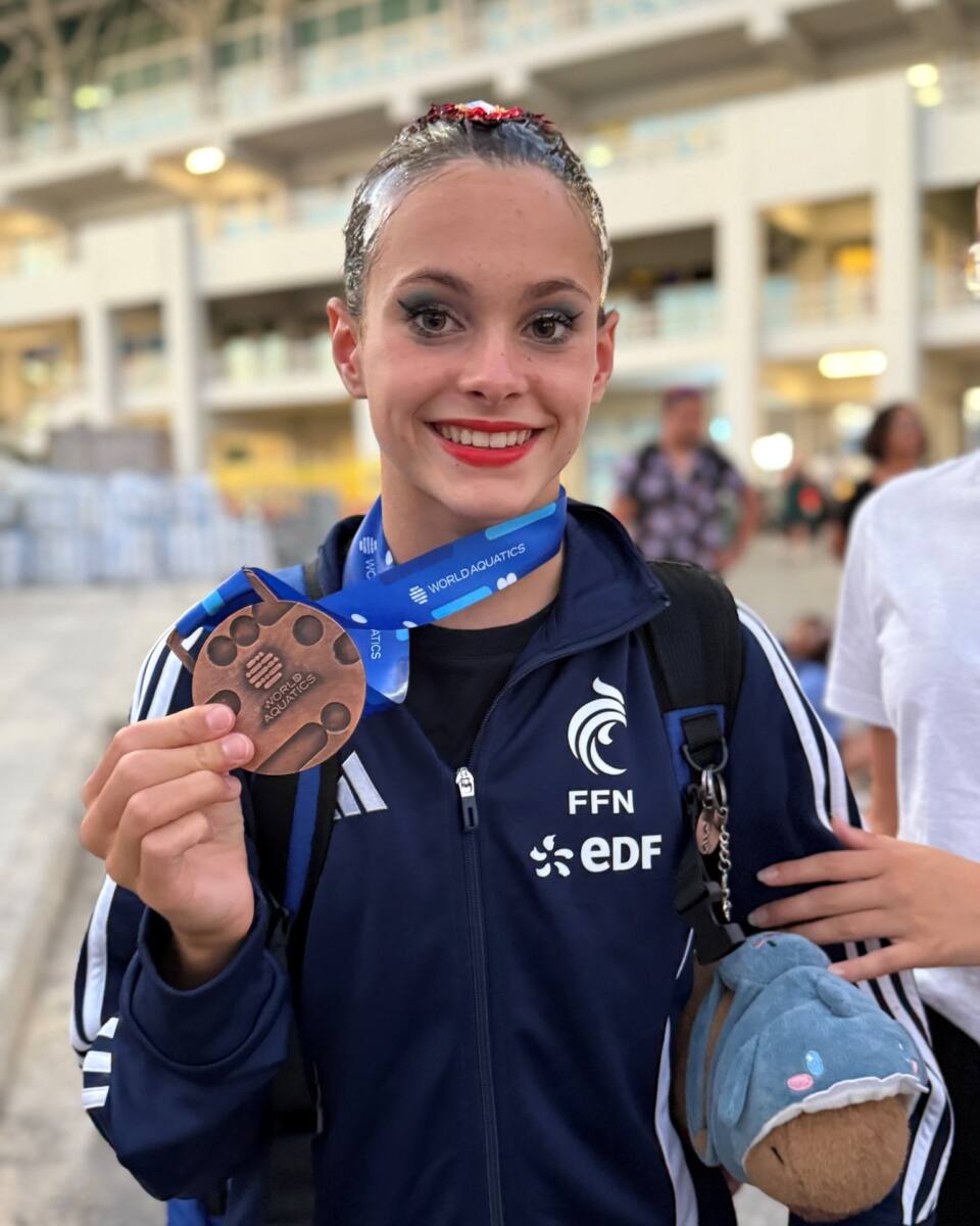 Nina Gateau Crau natation artistique