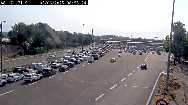 Accident A8 Antibes ralentissement A8 Antibes