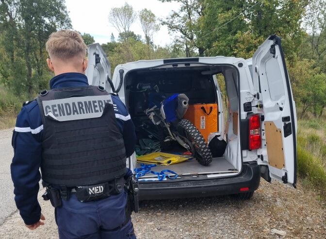 Motocross sauvage Esterel Motocross sauvage Esterel