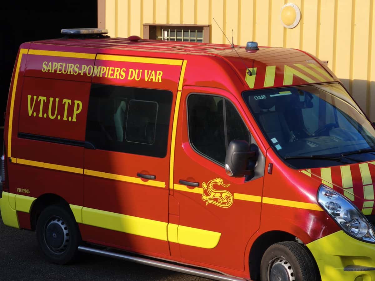 POMPIERS DU VAR VTUP VEHICULE 2 accident A8 Roquebrune-sur-Argens Les pompiers du Var - Var Actu