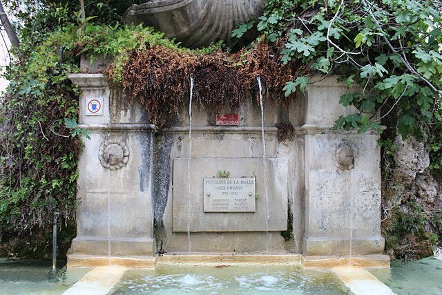 Fontaine Halles aux Grains Toulon