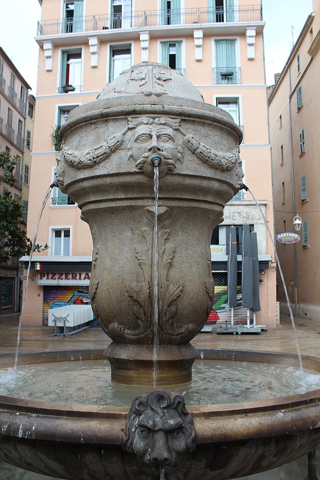 -Fontaine_Intendance_Toulon_ Fontaine de l’Intendance Toulon