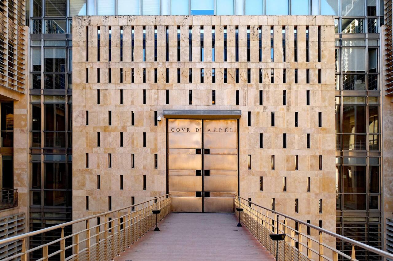 Honneur trahi au Tribunal Le greffier de Nice condamné à l’exclusion définitive pour vol