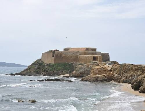 Le fort du Pradeau à Hyères, porte d’entrée vers l’univers du Parc national de Port-Cros