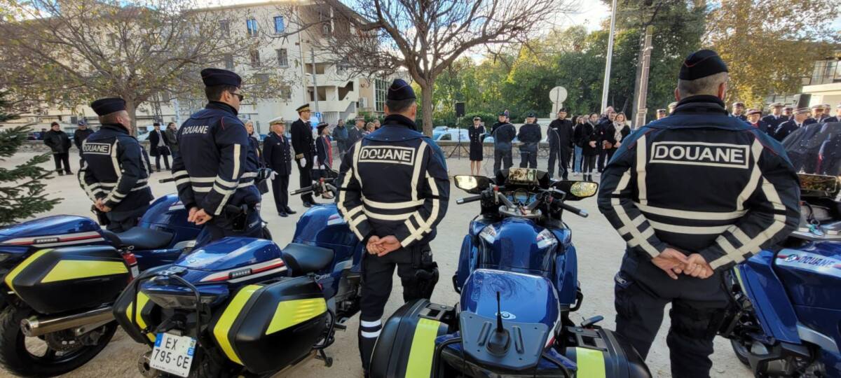 Pascal Robinson hommage Hommage douanier Pascal Robinson