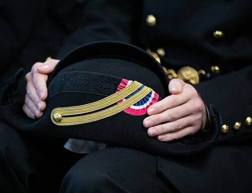 Nouveau service militaire volontaire : un dispositif renforcé voulu par Emmanuel Macron et jugé nécessaire par des experts