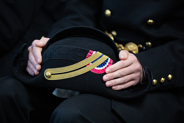 Service national universel service militaire volontaire Macron Service national universel