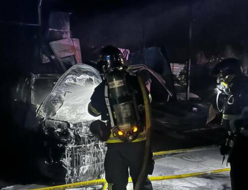 Un feu impressionnant ravage un garage automobile à Nice cette nuit