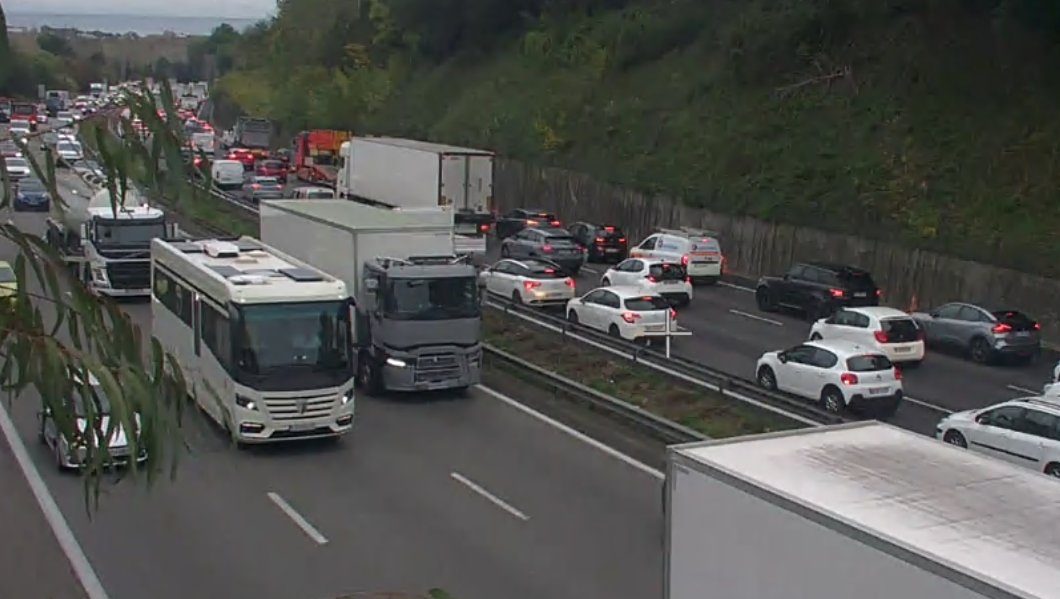 A8 trafic difficile Antibes
