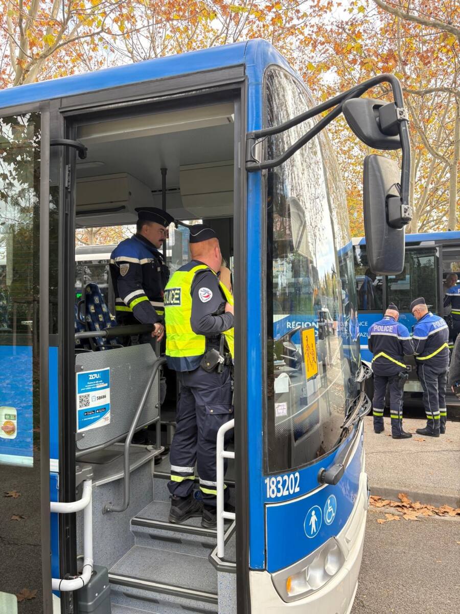 Contrôle transports scolaires La Garde