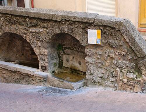 Fontaine du Piquet à Barjols un patrimoine discret niché sous les voûtes de la rue du Château