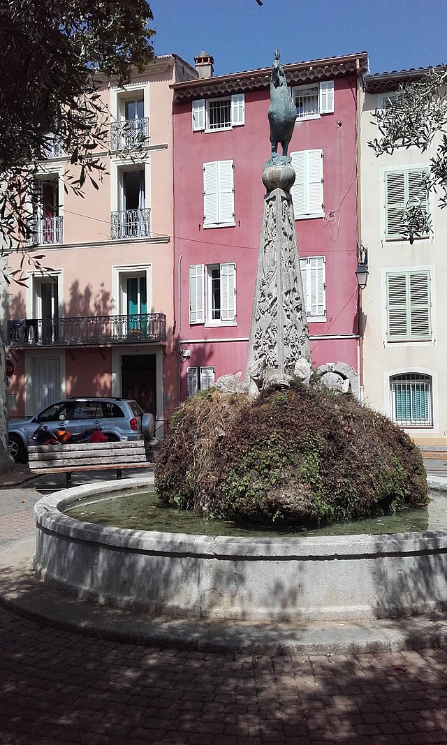 Cuers_Fontaine wmc fontaine du Coq Cuers