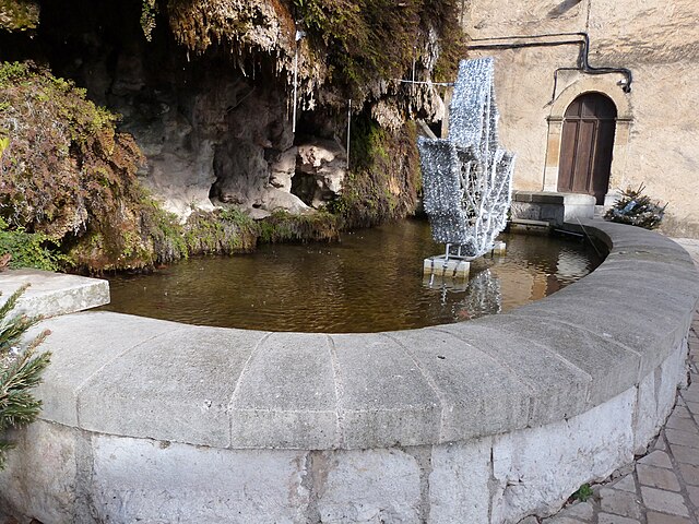 fontaine moussue Callian