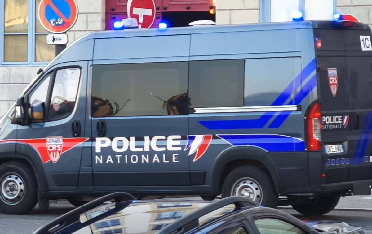 POLICE NATIONALE CAMION trafic de drogue international Marseille Marseille garde à vue policier blessé méthamphétamine Var Attaques prisons Aix-La Valentine Fos-sur-Mer adolescente tuée par balle Marseille homme poignardé enquête meurtre Femme tuée à Marseille slogans antisémites Cagnes-sur-Mer Cave squattée La Seyne-sur-Mer